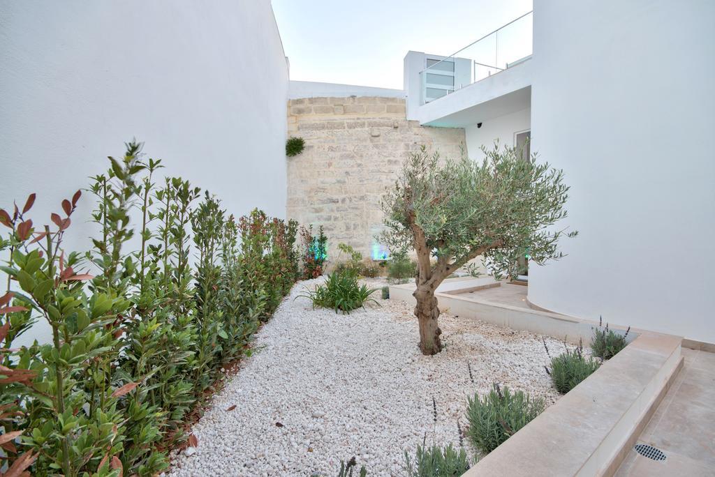 Villa Gaia - Sunset Views, Indoor Heated Pool, Sauna And Games Room Mellieħa Exterior foto