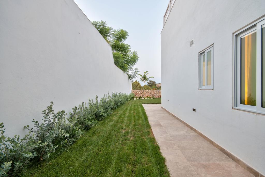 Villa Gaia - Sunset Views, Indoor Heated Pool, Sauna And Games Room Mellieħa Exterior foto
